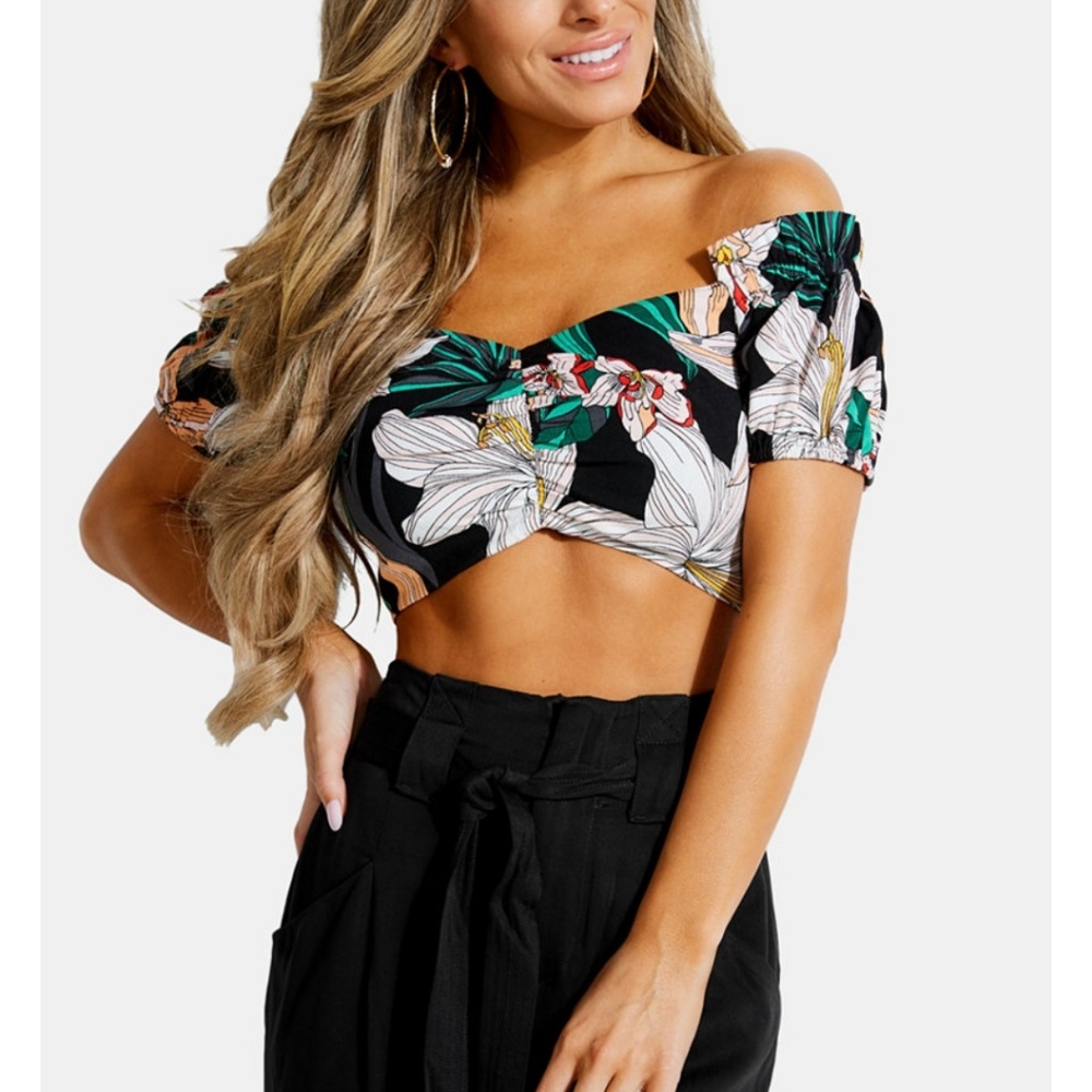 Guess - Picture 3 of 3